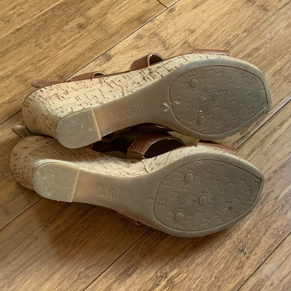 FRANCO SARTO Leather Carmel Wedge Sandals sz 8 - Picture 6 of 6